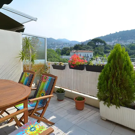 Phoenix - 4 Personnes Avec Superbe Terrasse, Clim Et Parking Le Port De Nice